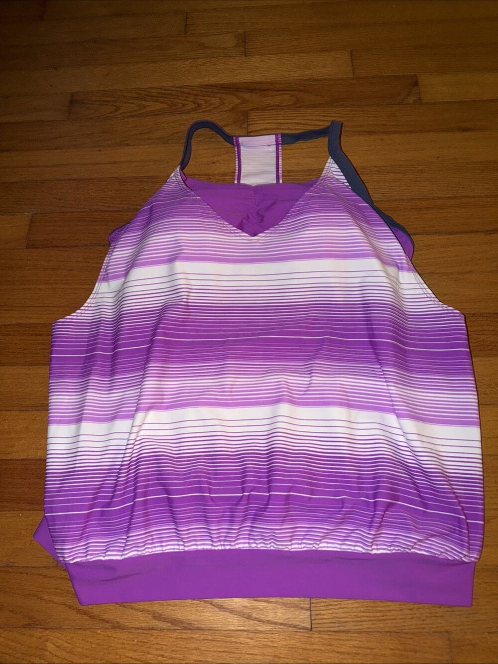 Plus Size Free Country Swim Top ONLY XXL 18 Flattering Racer Back Purple White